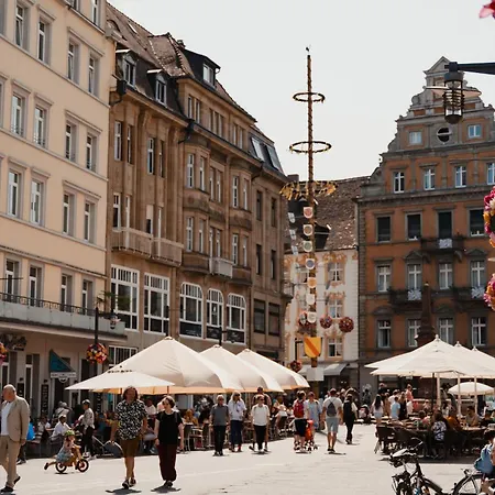 Отель Am Fischmarkt 3*