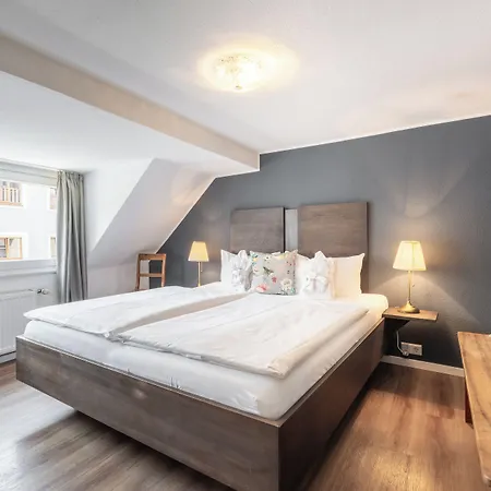 Hotel Am Fischmarkt 3*