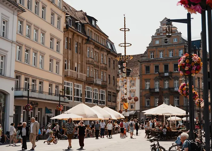 Отель Am Fischmarkt 3*